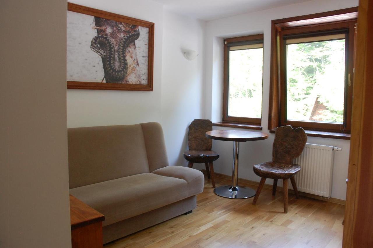 Domek Mysliwski W Mucznem Lutowiska Exteriér fotografie